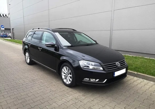 volkswagen Volkswagen Passat cena 36700 przebieg: 127600, rok produkcji 2014 z Kutno